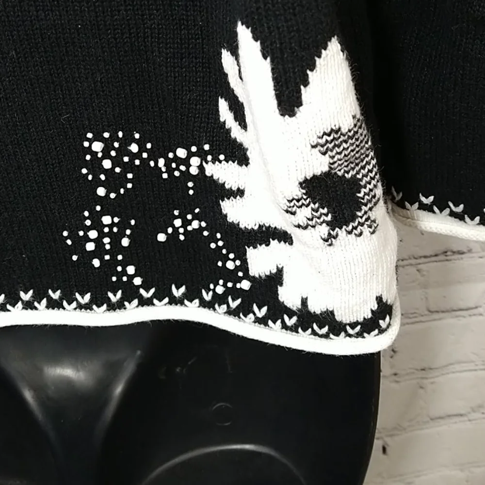Susan Bristol Black and White Sweater Jacket